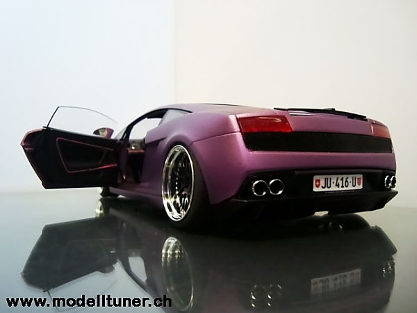 lamborghini-gallardo-tuning-lila-heckansicht-links